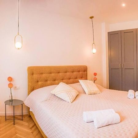 Luksuzni Apartman Ribica U Samom Centru Grada Split Dış mekan fotoğraf